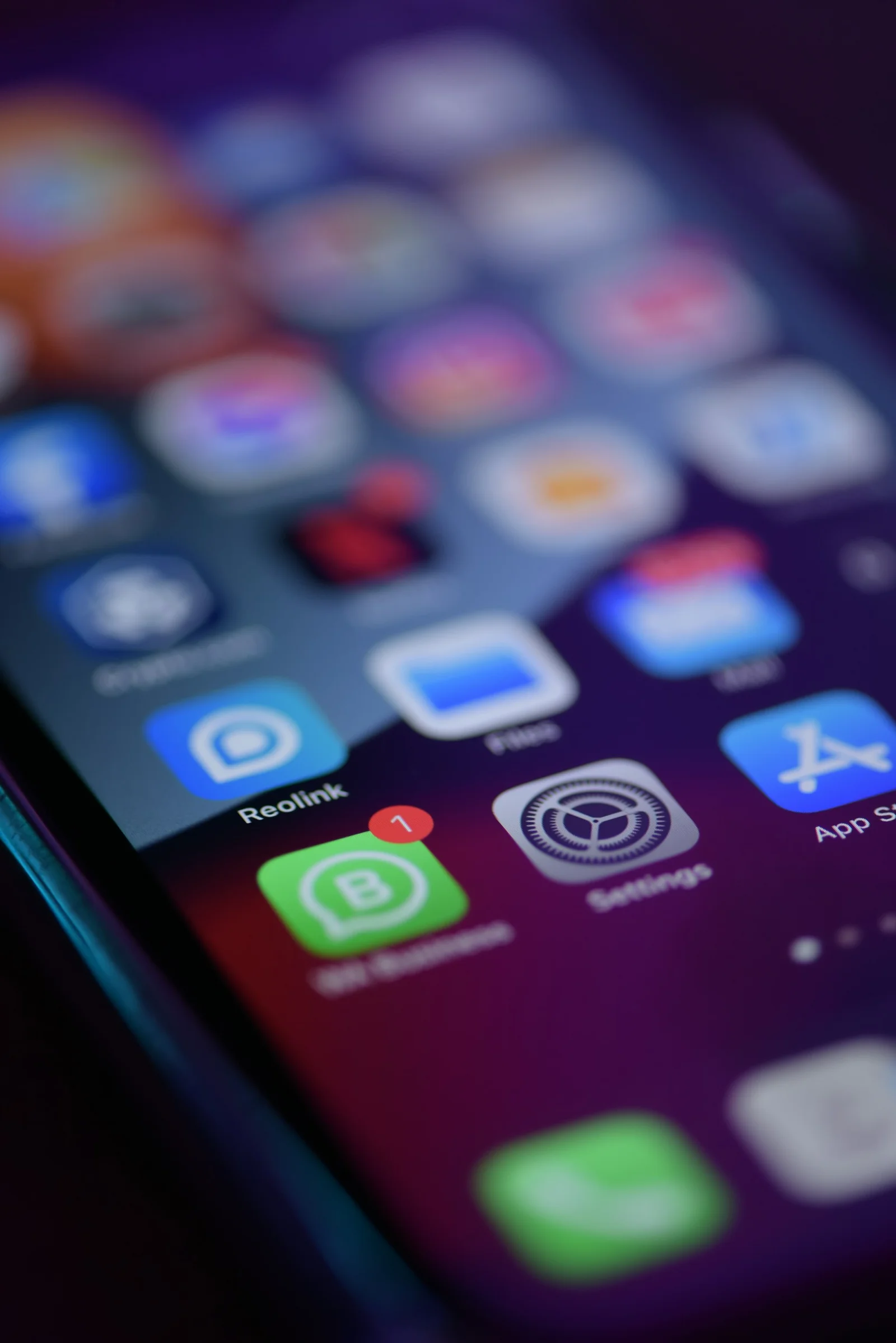 Boost Your Business: Using Meta Ads to Connect with Customers on WhatsApp