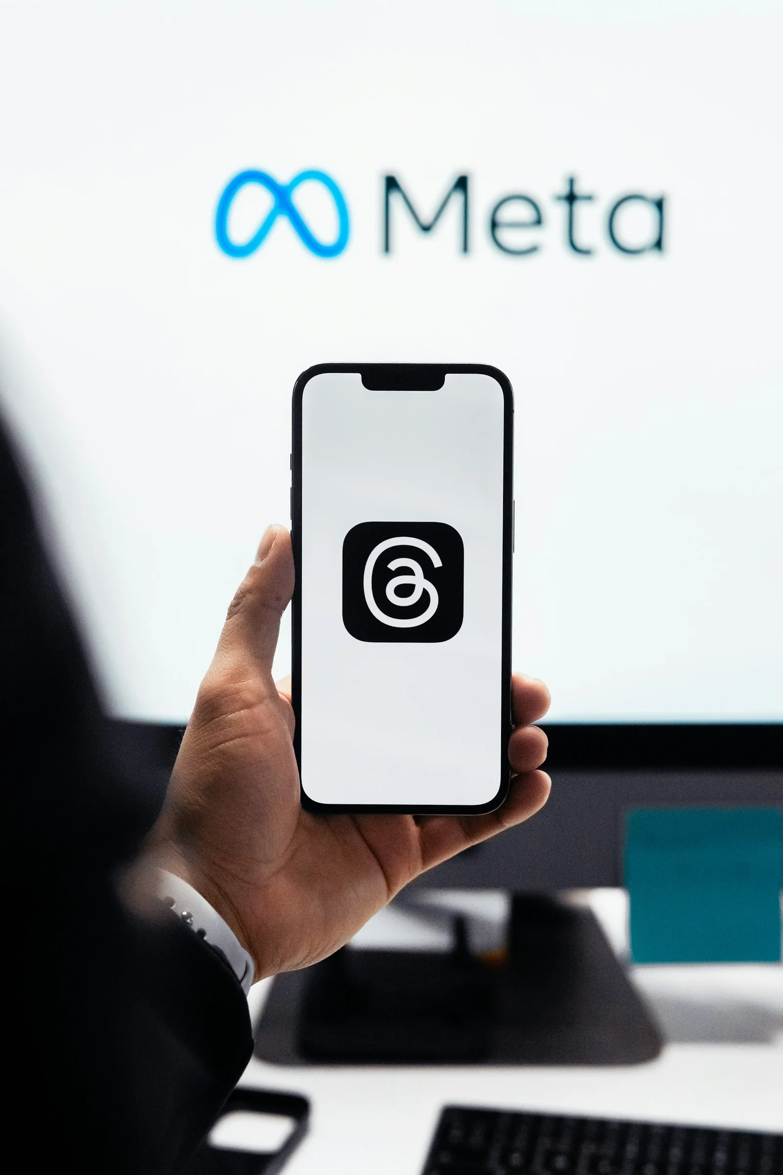 Why Are Meta Ads Down? Causes & Fixes