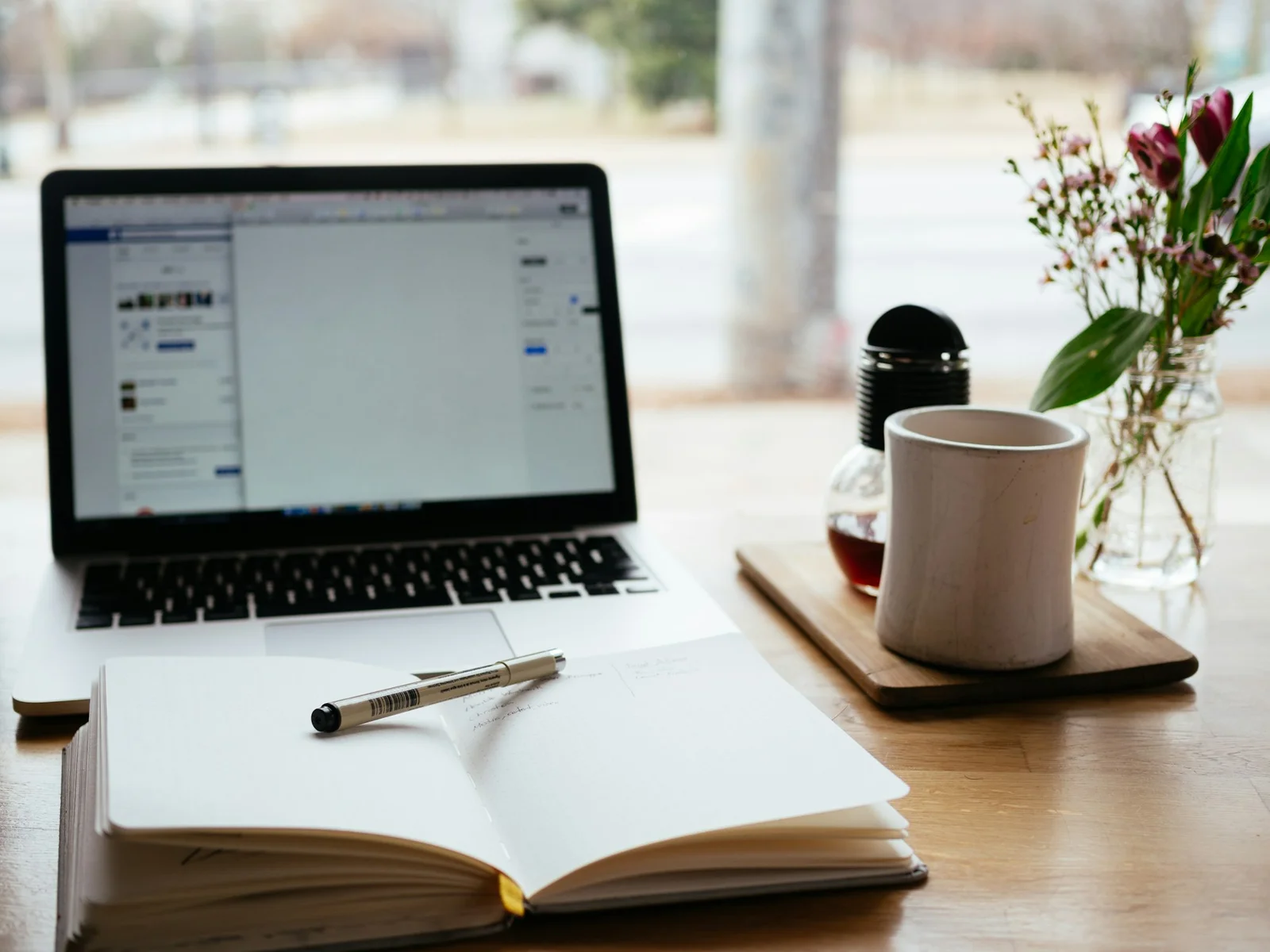 Digital Marketing and Traditional Marketing: Comparing Approaches